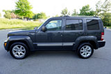 Used 2010 Jeep Liberty Limited w/ Tire & Wheel Group image 4