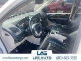 Used 2013 Chrysler Town & Country Touring-L image 4