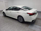 Used 2023 Nissan Altima 2.5 SV image 3