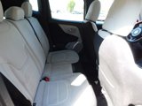 Used 2018 Jeep Renegade Latitude w/ Cold Weather Group image 5