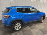 Used 2024 Jeep Compass Latitude image 3