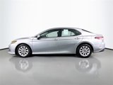 Used 2019 Toyota Camry LE image 4