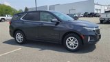 Used 2022 Chevrolet Equinox LT image 2