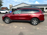 Used 2017 Chevrolet Traverse LT image 3