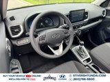 New 2025 Hyundai Venue SE image 3
