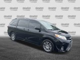 Used 2019 Toyota Sienna XLE image 2