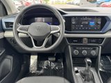 Used 2022 Volkswagen Taos SE image 2