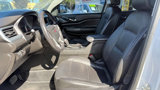 Used 2018 GMC Acadia SLT image 3