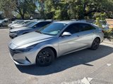 Used 2022 Hyundai Elantra SEL image 3