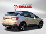 Used 2021 Ford Escape SE w/ SE Sport Appearance Package image 4