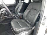 Used 2025 Porsche Macan image 5