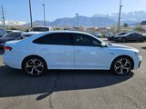 Used 2022 Volkswagen Passat 2.0T R-Line image 2