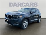 Certified 2022 Volvo XC40 T5 Momentum image 3