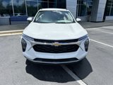 New 2025 Chevrolet Trax LT w/ LT Convenience Package image 2