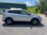 Used 2018 Toyota RAV4 LE image 4