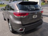 Used 2019 Toyota Highlander Limited image 5