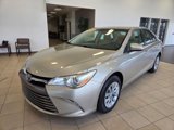 Used 2017 Toyota Camry LE image 2