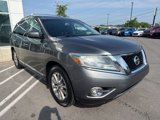Used 2015 Nissan Pathfinder SL w/ SL Premium Package image 2