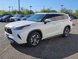 Used 2021 Toyota Highlander XLE image 5