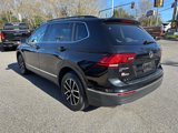 Used 2021 Volkswagen Tiguan SE w/ Panoramic Sunroof Package image 5