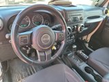 Used 2013 Jeep Wrangler Unlimited Rubicon image 2