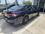 Used 2022 Toyota Camry SE image 5