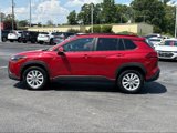 Used 2022 Toyota Corolla Cross LE image 3