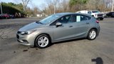 Used 2017 Chevrolet Cruze LT image 4