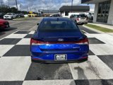 Used 2023 Hyundai Elantra Blue image 4