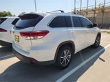 Used 2018 Toyota Highlander XLE image 3