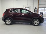 Used 2022 Chevrolet Trax LS w/ Tint and Cruise Package image 4