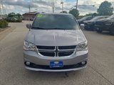 Used 2019 Dodge Grand Caravan SXT image 4