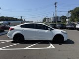 Used 2017 Kia Forte LX image 4