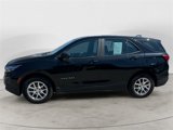 Used 2022 Chevrolet Equinox LS image 2