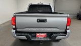 Used 2018 Toyota Tacoma TRD Off-Road image 4