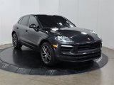 Used 2023 Porsche Macan image 3