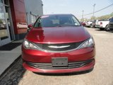 Used 2017 Chrysler Pacifica Touring image 5