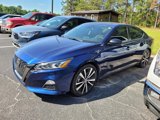 Used 2021 Nissan Altima 2.5 SR w/ SR Premium Package image 3