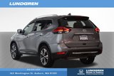 Used 2017 Nissan Rogue SL image 3