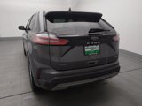 Used 2022 Ford Edge SEL image 6