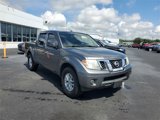 Used 2016 Nissan Frontier SV image 2