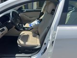 Used 2016 Kia Cadenza image 5
