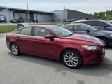 Used 2017 Ford Fusion SE image 2