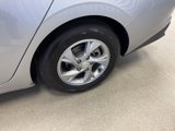 Used 2021 Hyundai Elantra SE image 6