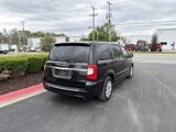 Used 2014 Chrysler Town & Country Touring image 3