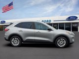 Used 2022 Ford Escape SE image 2
