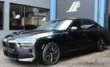Used 2023 BMW 740i w/ Parking Assistance Package image 4