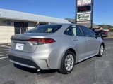 Used 2022 Toyota Corolla LE image 3
