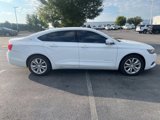 Used 2016 Chevrolet Impala LT w/ Convenience Package image 2