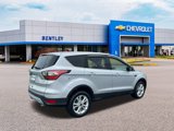 Used 2017 Ford Escape SE image 5